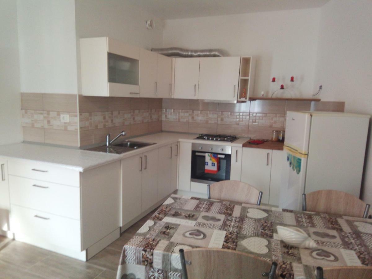 Apartmaji Matazin Crni Kal Exterior photo